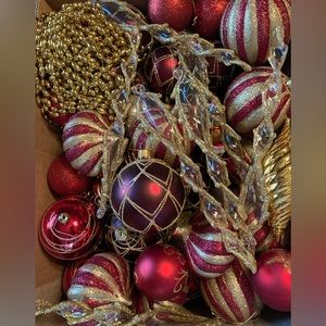 Beautiful Christmas Decorations Enough for a big Christmas Tree